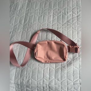 Lululemon belt bag